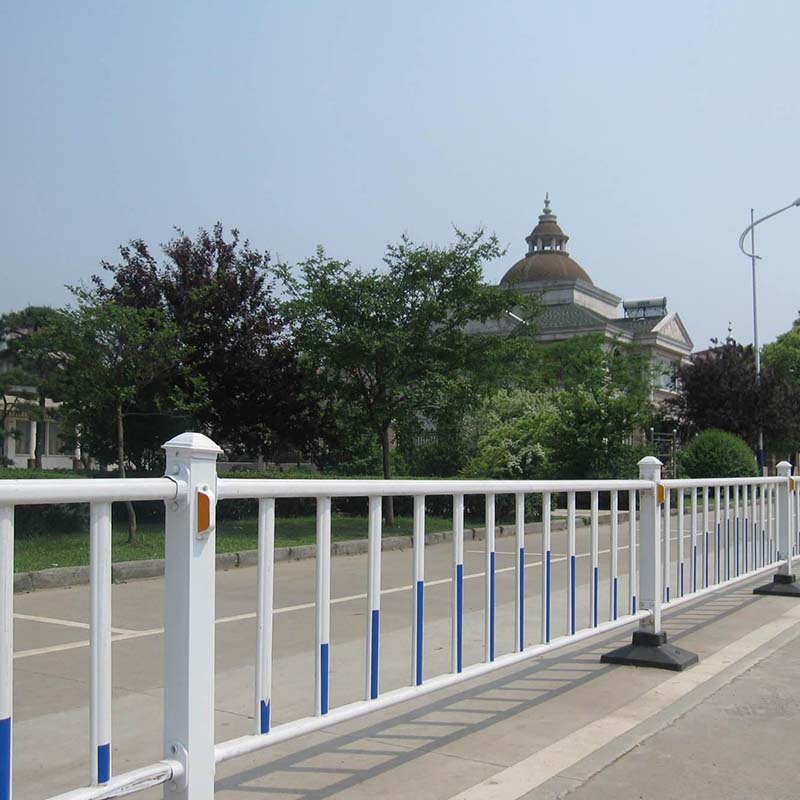 市政護(hù)欄廠家聯(lián)系方式 市政護(hù)欄廠家聯(lián)系方式